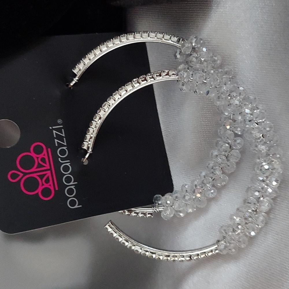 Jewelry Set - Picture 4 of 6